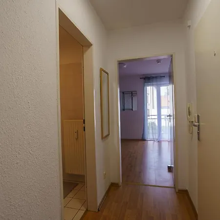 Immostay #2 -Moderne Wohnung Mit Zwei Balkonen, Wlan & Parkmoeglichkeit Stuhr Exterior photo