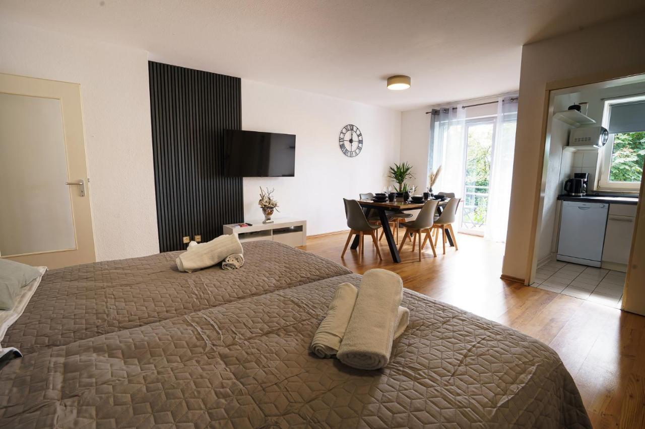 Immostay #2 -moderne Mit Zwei Balkonen, Wlan & Parkmoeglichkeit Apartment *